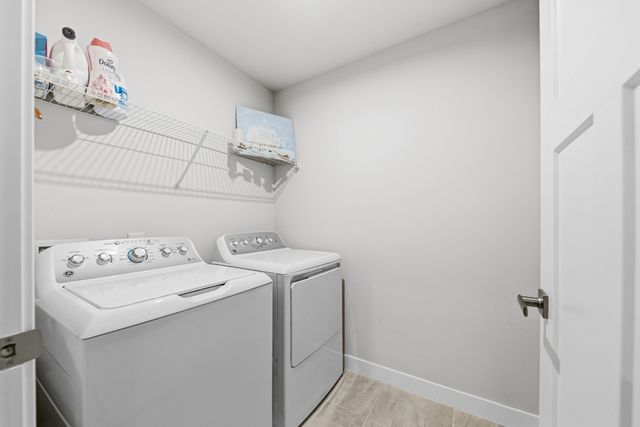 1836 Goldsberry St, Columbia, TN 38401