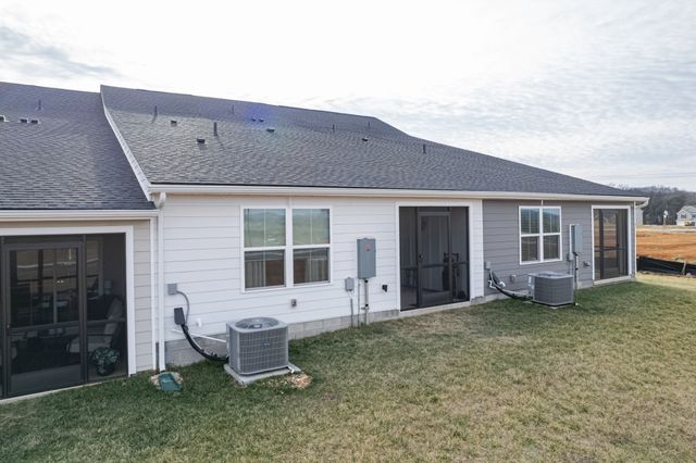 1836 Goldsberry St, Columbia, TN 38401