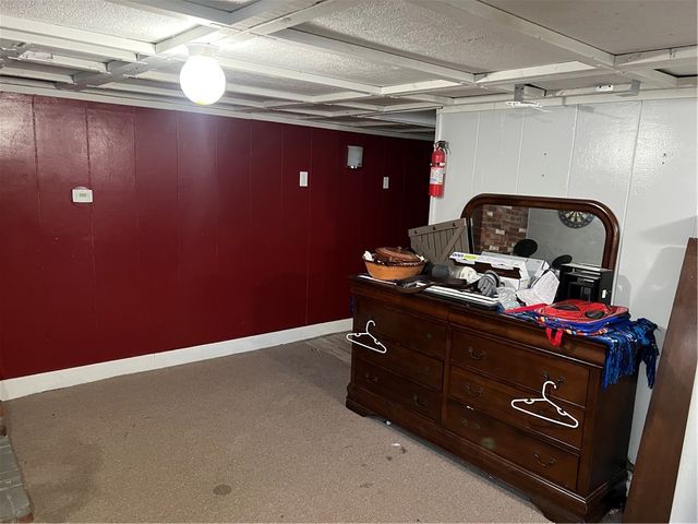 35 Welfare Avenue, Warwick, RI 02888