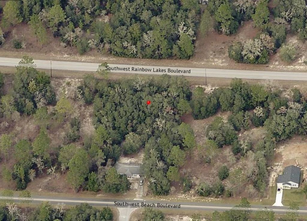 Image 7 of property listing at 23020 SW RAINBOW LAKES BOULEVARD, Dunnellon, FL 34431