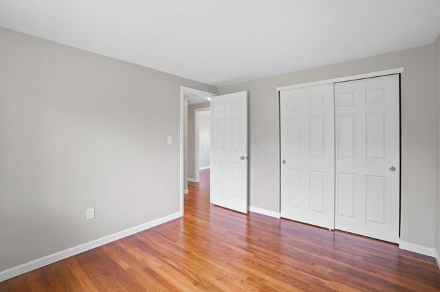2264 Majestic Drive W, Columbus, OH 43232