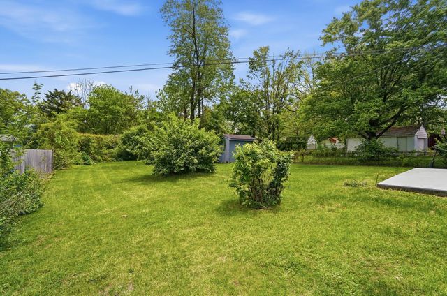2264 Majestic Drive W, Columbus, OH 43232