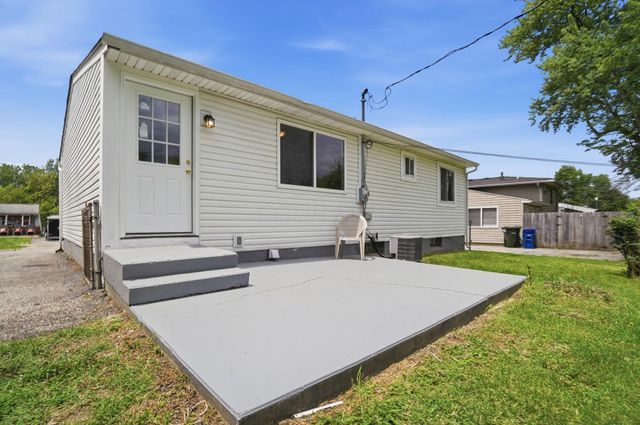 2264 Majestic Drive W, Columbus, OH 43232