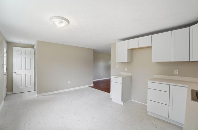 2264 Majestic Drive W, Columbus, OH 43232