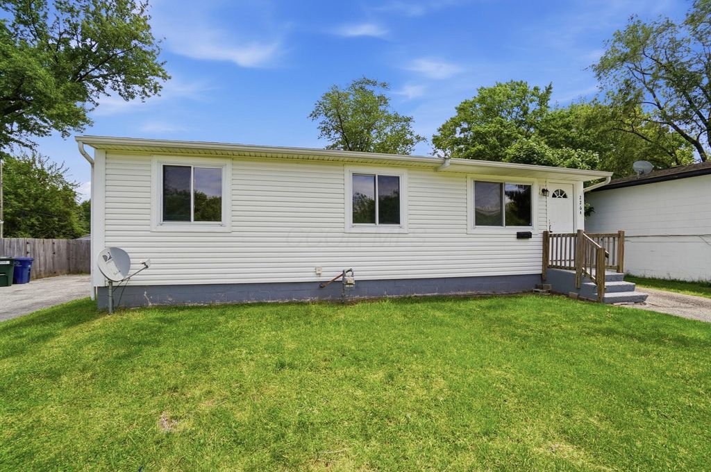 2264 Majestic Drive W, Columbus, OH 43232