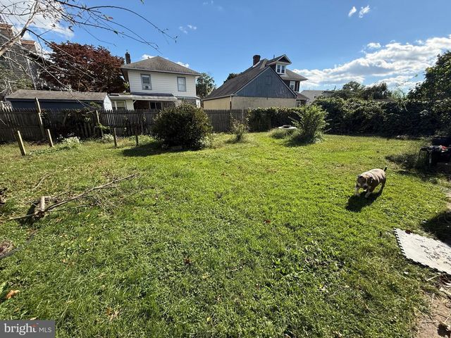 3804 TAYLOR AVE, Drexel Hill, PA 19026