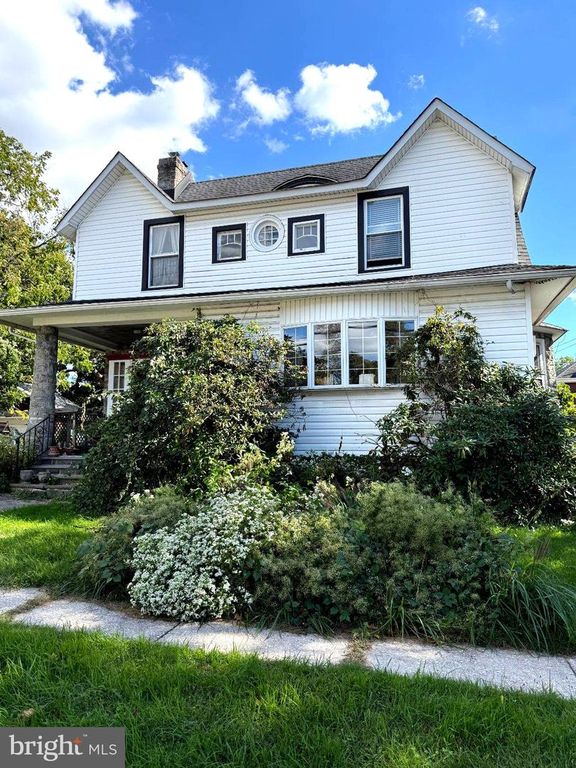 3804 TAYLOR AVE, DREXEL HILL, PA 19026 — exterior
