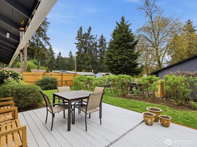 5907 227th Street SW, Mountlake Terrace, WA 98043