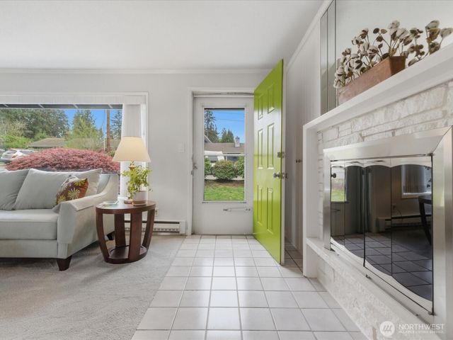 5907 227th Street SW, Mountlake Terrace, WA 98043