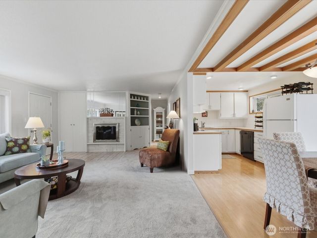 5907 227th Street SW, Mountlake Terrace, WA 98043