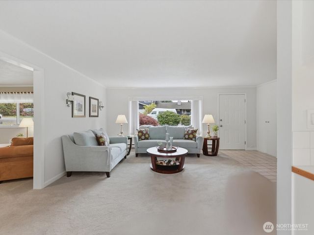 5907 227th Street SW, Mountlake Terrace, WA 98043