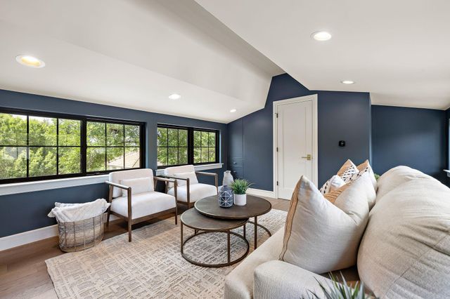 2705 Warren ST, Austin, TX 78703