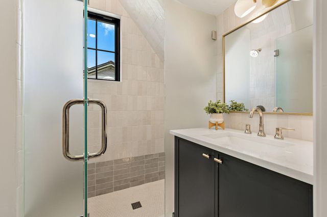 2705 Warren ST, Austin, TX 78703