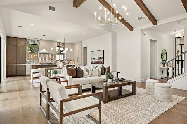 2705 Warren ST, Austin, TX 78703