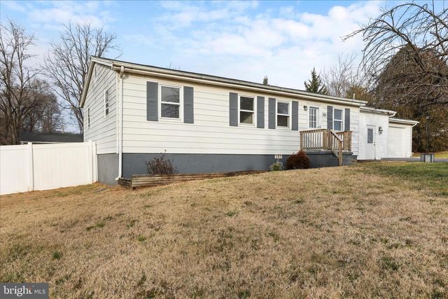 186 TALBOTT AVE, Martinsburg, WV 25405