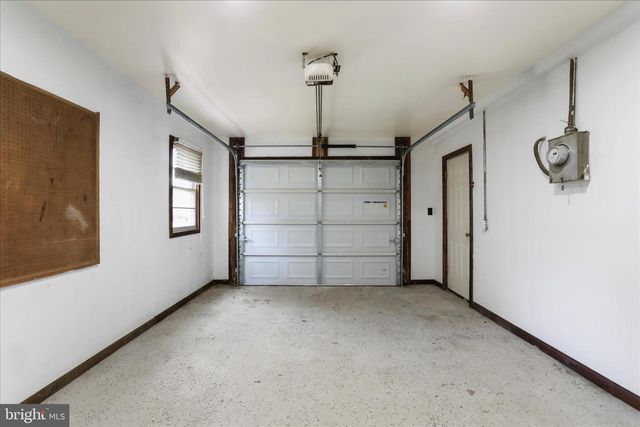 186 TALBOTT AVE, Martinsburg, WV 25405