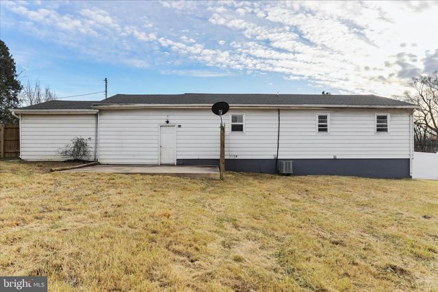 186 TALBOTT AVE, Martinsburg, WV 25405