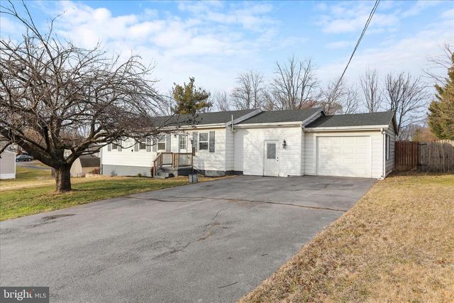 186 TALBOTT AVE, Martinsburg, WV 25405