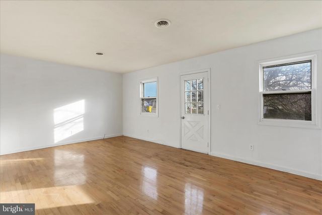 186 TALBOTT AVE, Martinsburg, WV 25405