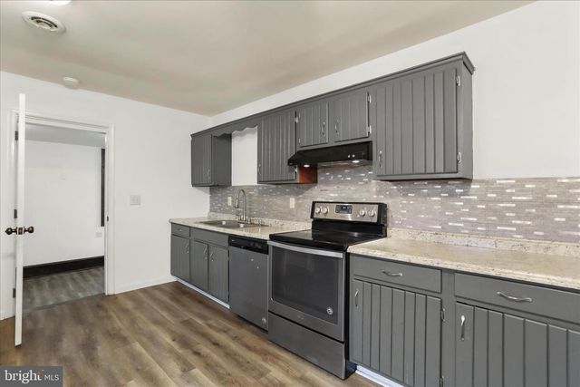 186 TALBOTT AVE, Martinsburg, WV 25405