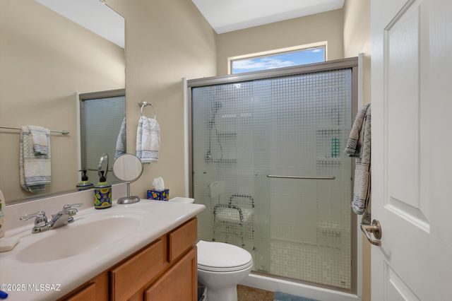 10468 S Cutting Horse Drive, Vail, AZ 85641