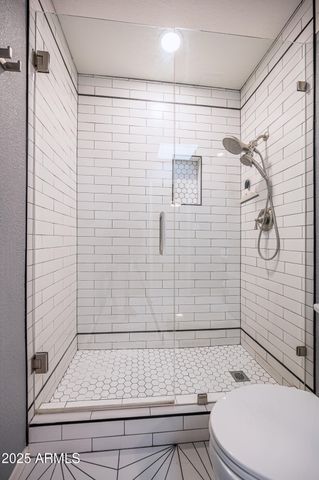 3072 E CANNON Drive, Phoenix, AZ 85028