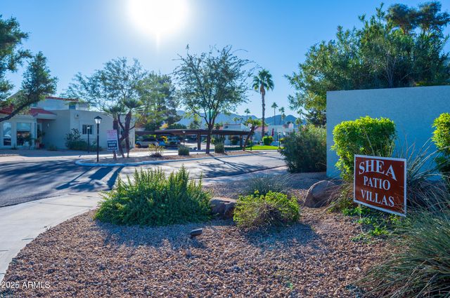 3072 E CANNON Drive, Phoenix, AZ 85028