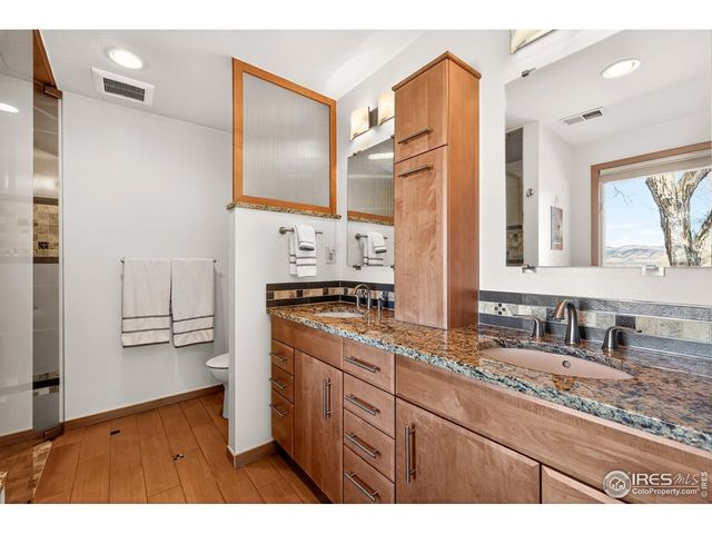 303 Sky Lark Way, Boulder, CO 80303