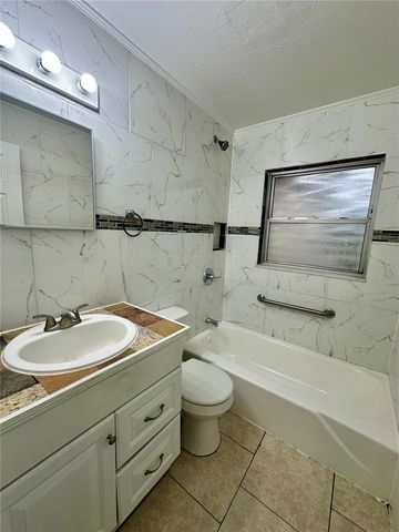 1317 CAMBRIDGE DRIVE, Leesburg, FL 34748