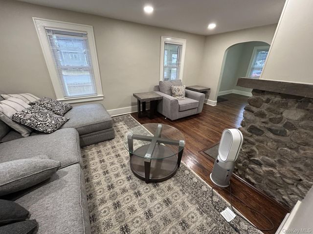 71 Davis, Poughkeepsie, NY 12603