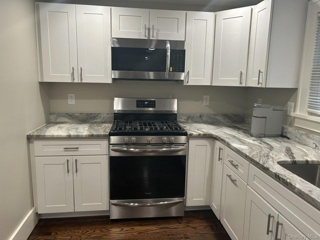 71 Davis, Poughkeepsie, NY 12603