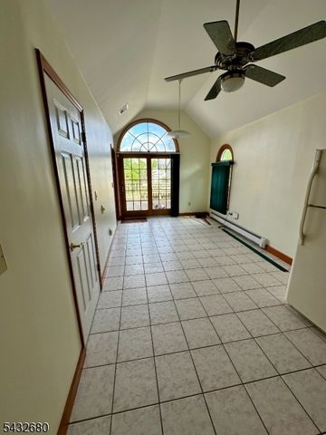 11 Demarest Pl, Piscataway Twp., NJ 08854