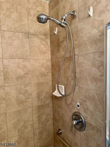 11 Demarest Pl, Piscataway Twp., NJ 08854
