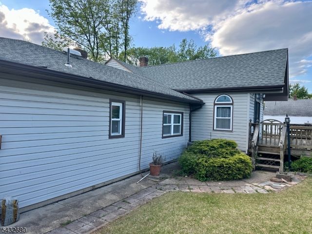 11 Demarest Pl, Piscataway Twp., NJ 08854