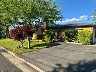 11 Demarest Pl, Piscataway Twp., NJ 08854