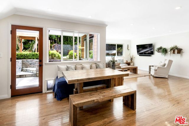 5407 Marburn Avenue, Los Angeles, CA 90043