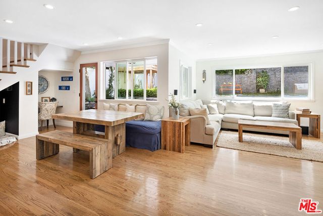 5407 Marburn Avenue, Los Angeles, CA 90043