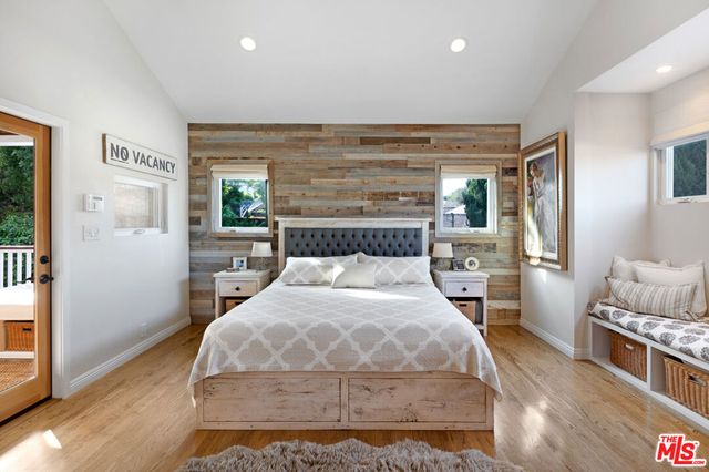 5407 Marburn Avenue, Los Angeles, CA 90043