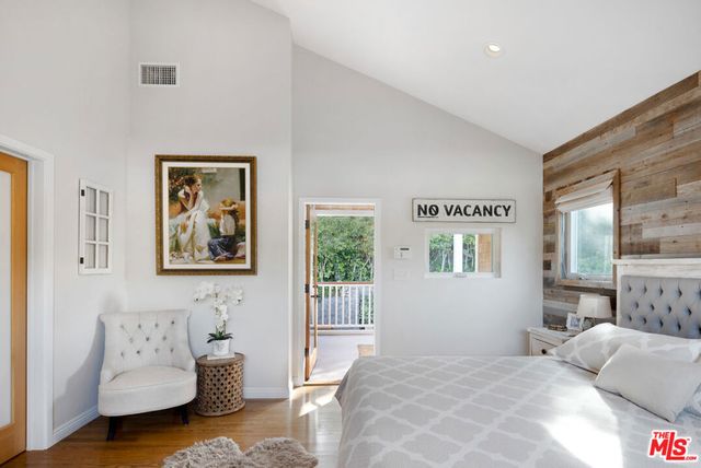 5407 Marburn Avenue, Los Angeles, CA 90043