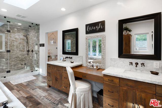 5407 Marburn Avenue, Los Angeles, CA 90043