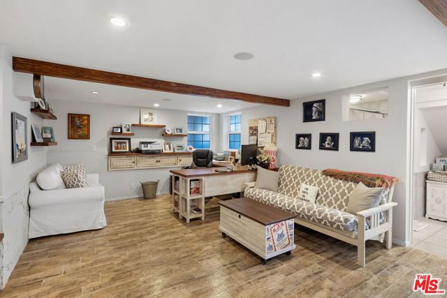 5407 Marburn Avenue, Los Angeles, CA 90043