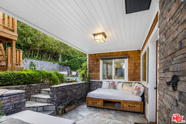 5407 Marburn Avenue, Los Angeles, CA 90043