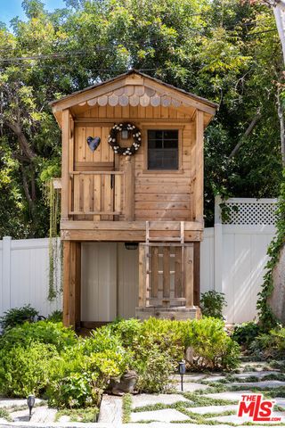 5407 Marburn Avenue, Los Angeles, CA 90043