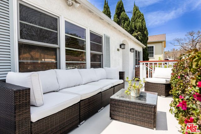 5407 Marburn Avenue, Los Angeles, CA 90043