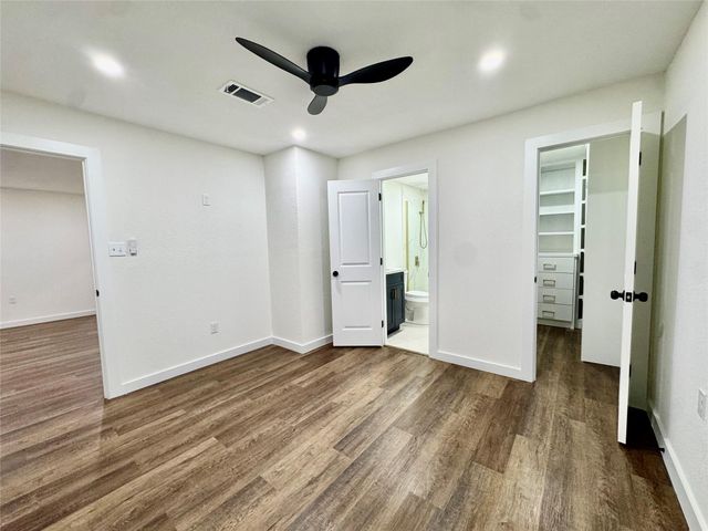 10810 Eddyrock Street, Houston, TX 77089