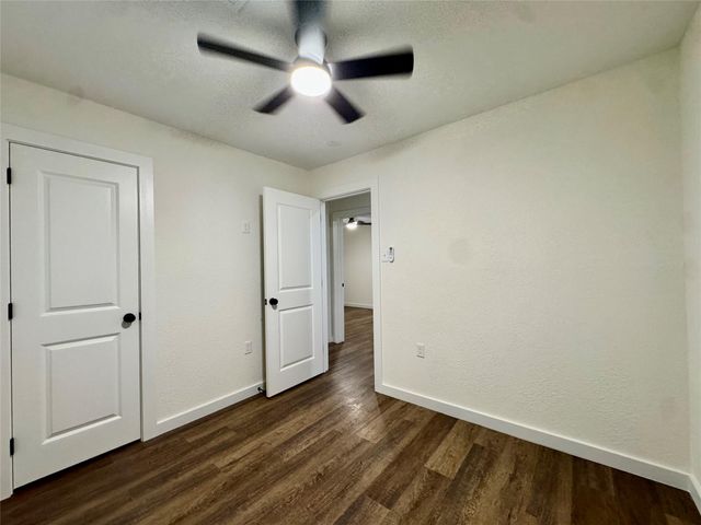 10810 Eddyrock Street, Houston, TX 77089