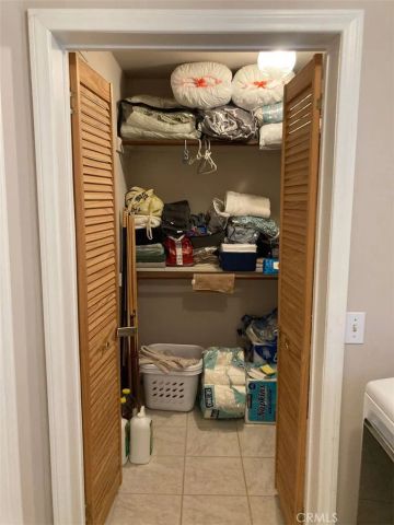 1050 Carousel, Lake Arrowhead, CA 92352