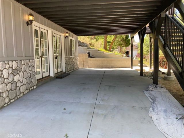 1050 Carousel, Lake Arrowhead, CA 92352