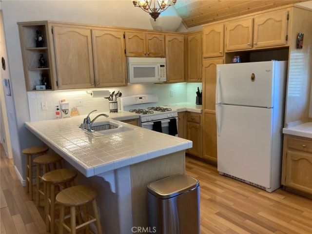 1050 Carousel, Lake Arrowhead, CA 92352