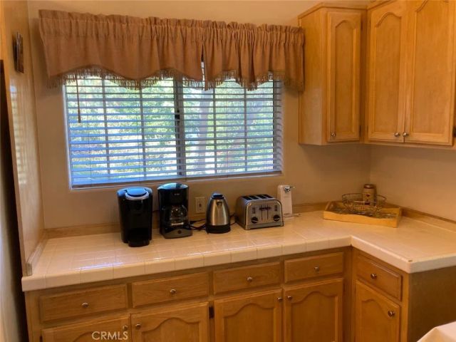 1050 Carousel, Lake Arrowhead, CA 92352